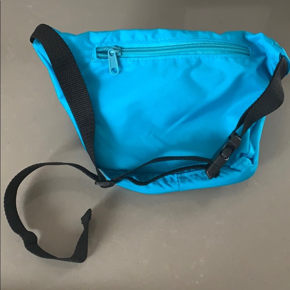 Sunday Riley Fanny Pack - Picture 2 of 2